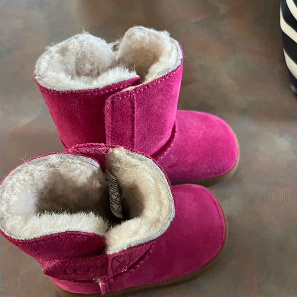 UGG Fuchsia Kids Boots